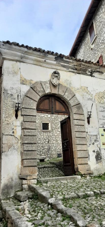 B&B Dentro Il Castello Di Fumone Exteriör bild